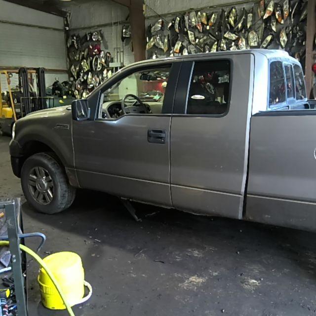 2006 Ford F-150 TAN Photo 10