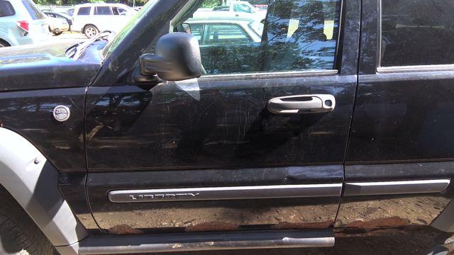 2006 Jeep Liberty BLACK Photo 10