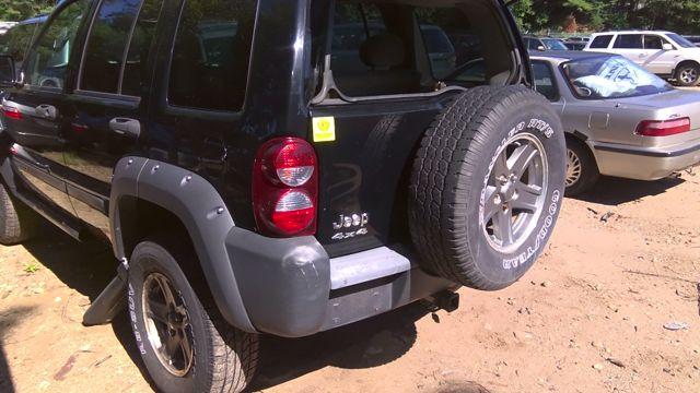 2006 Jeep Liberty BLACK Photo 3
