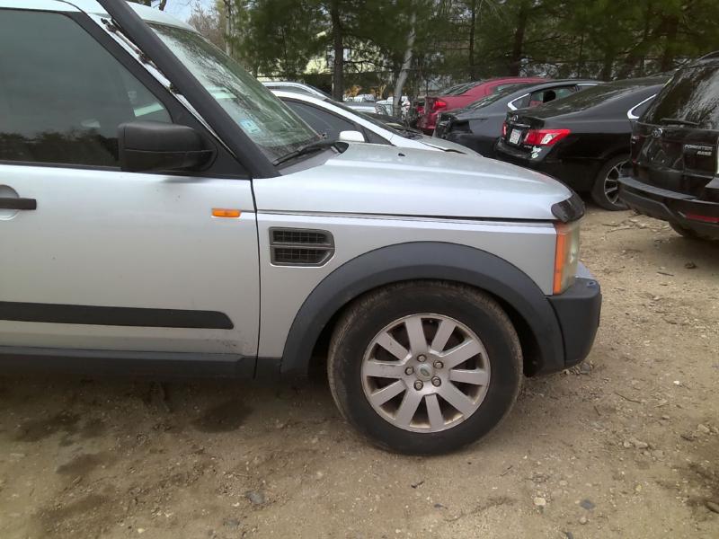 2006 Land Rover LR3 SILVER Photo 7