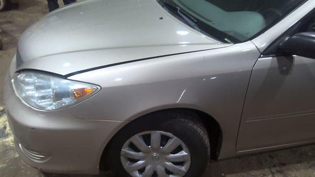 2006 Toyota Camry GOLD Photo 11