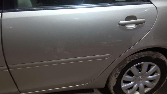 2006 Toyota Camry GOLD Photo 2