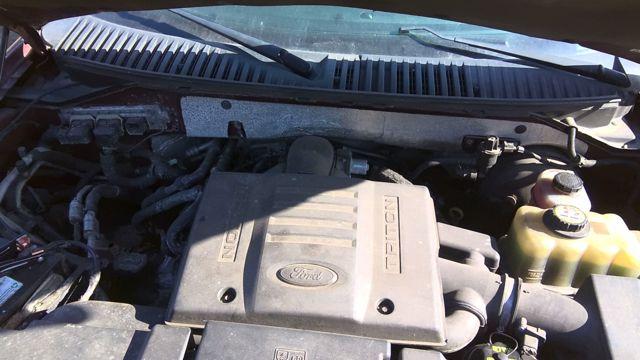 2007 Ford Expedition RED Photo 10