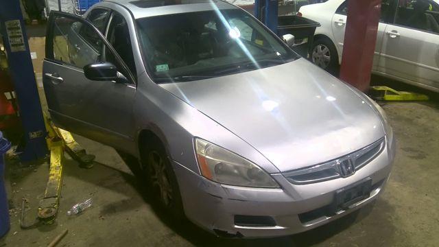 2007 Honda Accord SILVER Photo 8