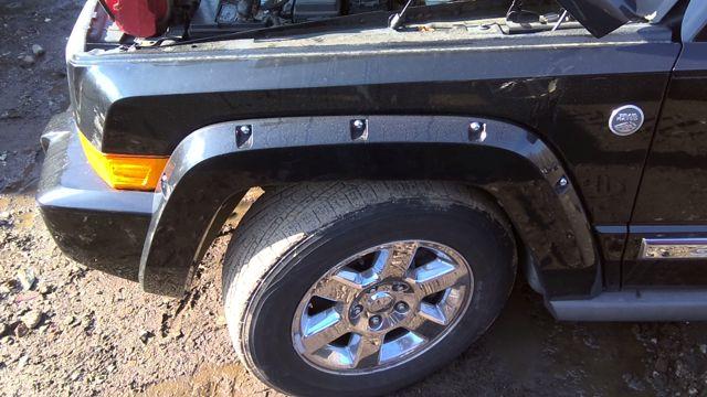 2007 Jeep Jeep Commander BLACK Photo 3
