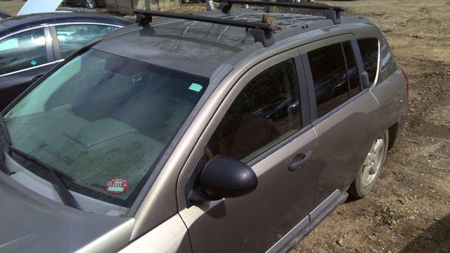 2007 Jeep Compass GOLD Photo 12