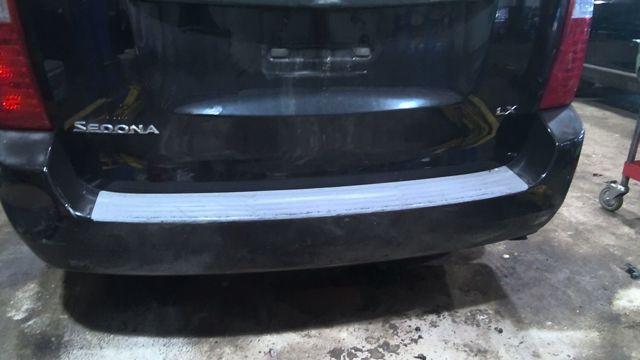 2007 Kia Sedona BLACK Photo 6