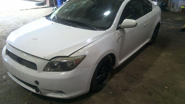 2007 Scion tC WHITE Photo 2