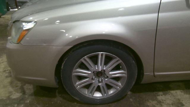 2007 Toyota Avalon GOLD Photo 2