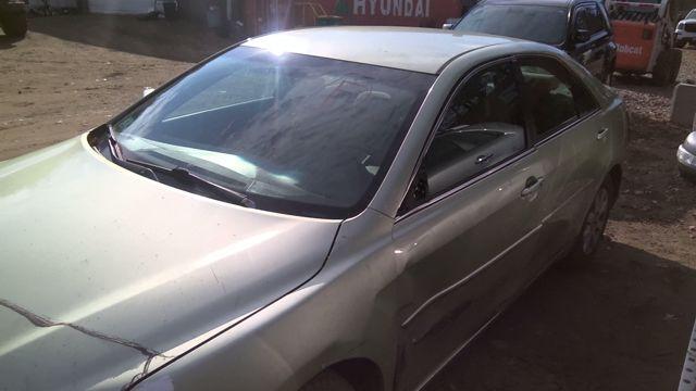 2007 Toyota Camry GOLD Photo 6
