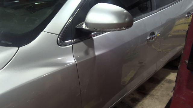 2008 Buick Enclave SILVER Photo 3