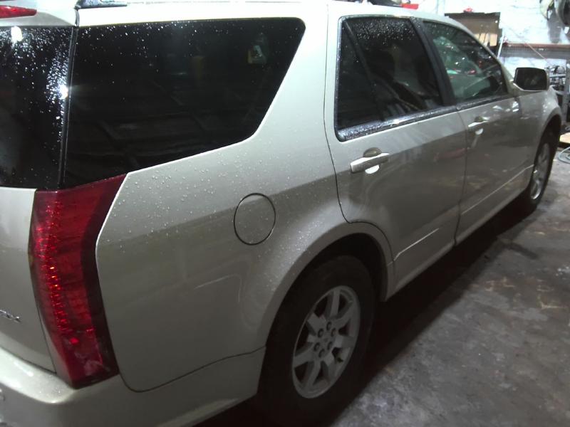 2008 Cadillac Cadillac SRX GOLD Photo 3