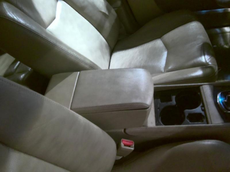 2008 Cadillac Cadillac SRX GOLD Photo 7