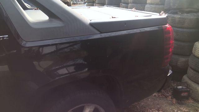2008 Chevrolet Avalanche BLACK Photo 7