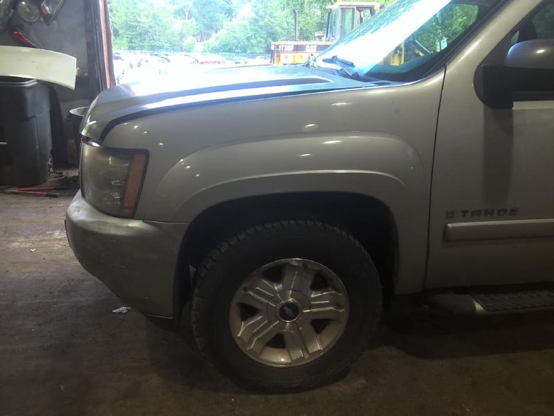 2008 Chevrolet Tahoe SILVER Photo 8