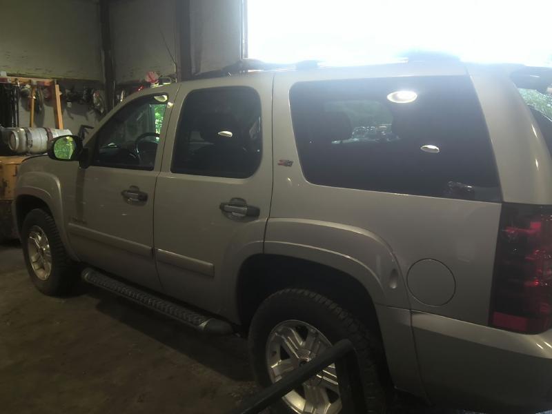 2008 Chevrolet Tahoe SILVER Photo 12