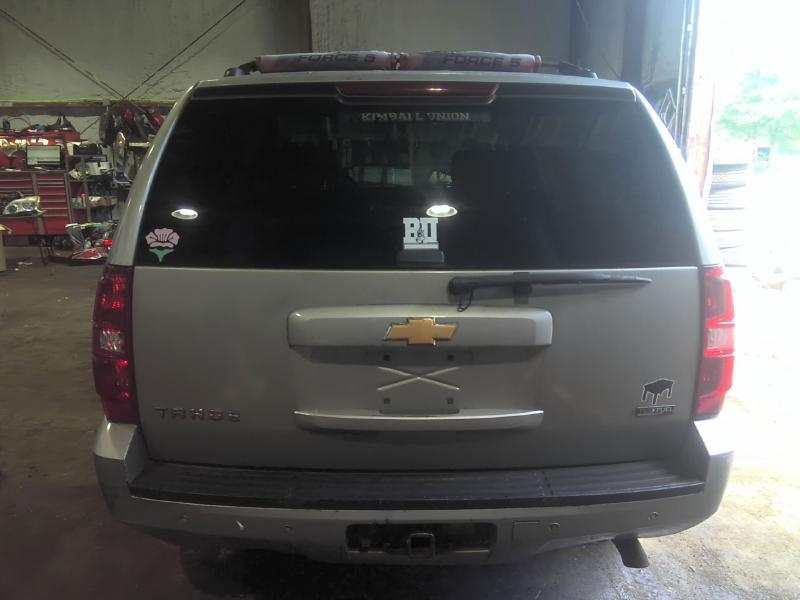 2008 Chevrolet Tahoe SILVER Photo 14