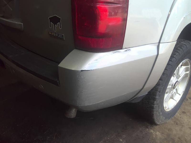 2008 Chevrolet Tahoe SILVER Photo 3