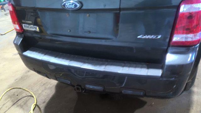 2008 Ford Escape GRAY Photo 4