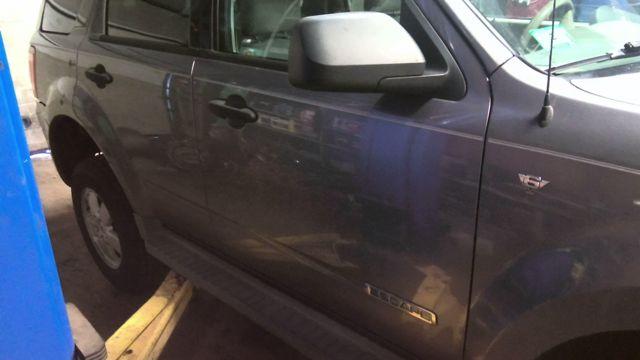 2008 Ford Escape SILVER Photo 10