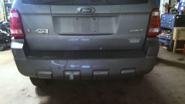 2008 Ford Escape SILVER Photo 13