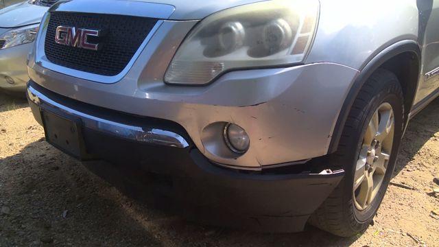 2008 GMC Acadia SILVER Photo 4