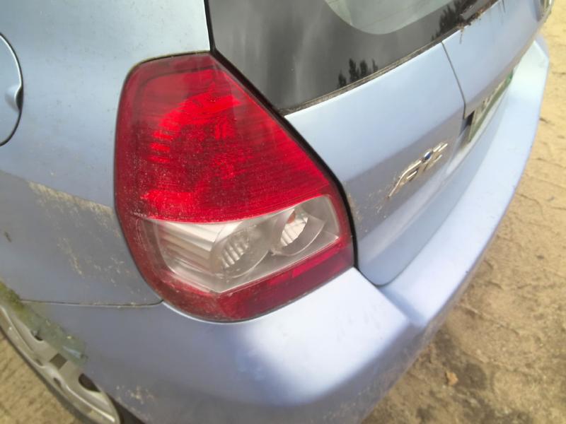 2008 Honda Fit BRONZE Photo 2