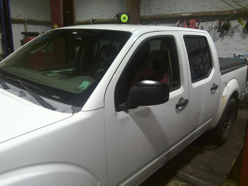 2008 Nissan Frontier WHITE Photo 14