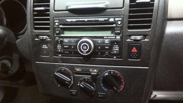 2008 Nissan Versa GRAY Photo 3