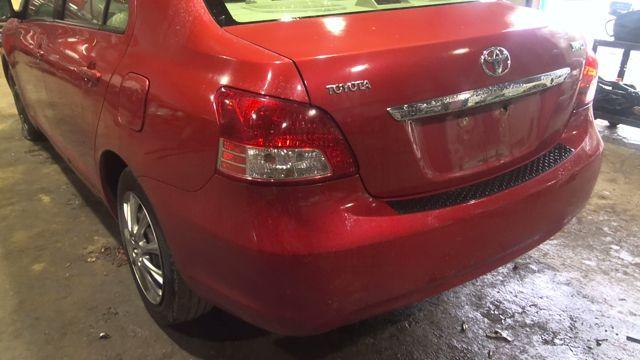 2008 Toyota Yaris RED Photo 5