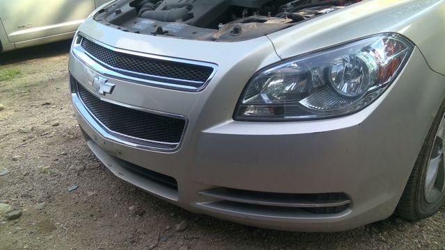 2009 Chevrolet Malibu GOLD Photo 5