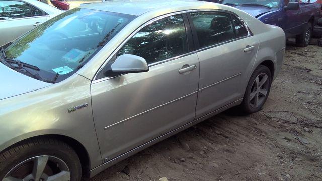 2009 Chevrolet Malibu GOLD Photo 7