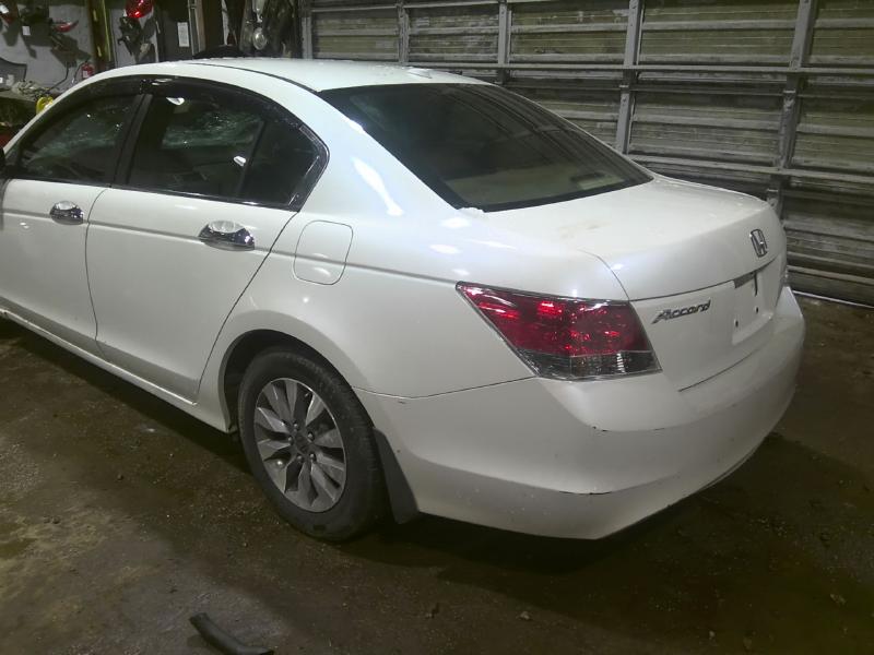 2009 Honda Accord WHITE Photo 13