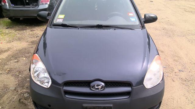 2009 Hyundai Accent GRAY Photo 11