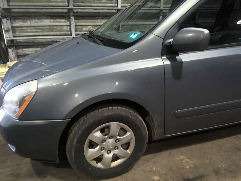 2009 Kia Sedona GRAY Photo 8