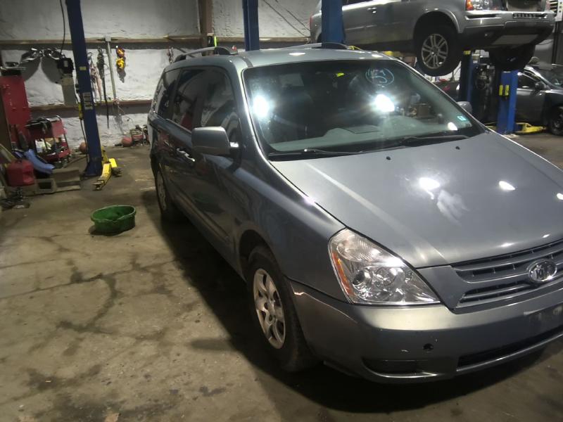 2009 Kia Sedona GRAY Photo 12