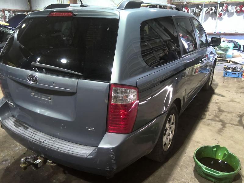 2009 Kia Sedona GRAY Photo 4