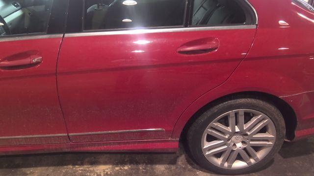 2009 Mercedes-Benz C-Class RED Photo 6