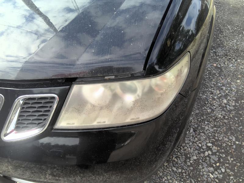 2009 Saab 9-7X BLACK Photo 2