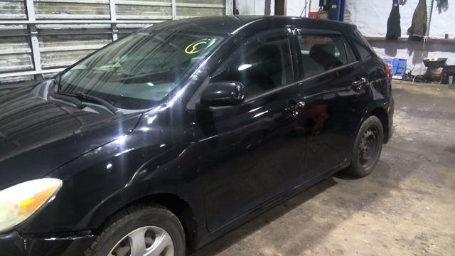2009 Toyota Matrix BLACK Photo 2