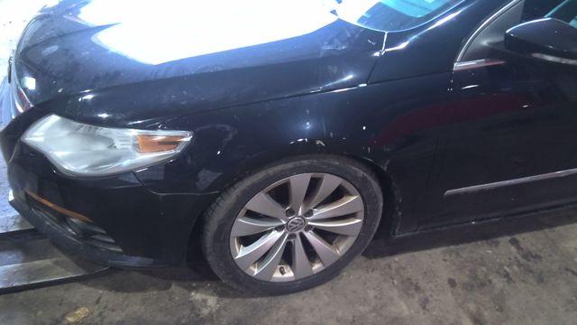 2009 Volkswagen CC BLACK Photo 2