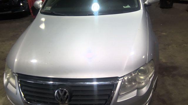 2009 Volkswagen Passat SILVER Photo 15