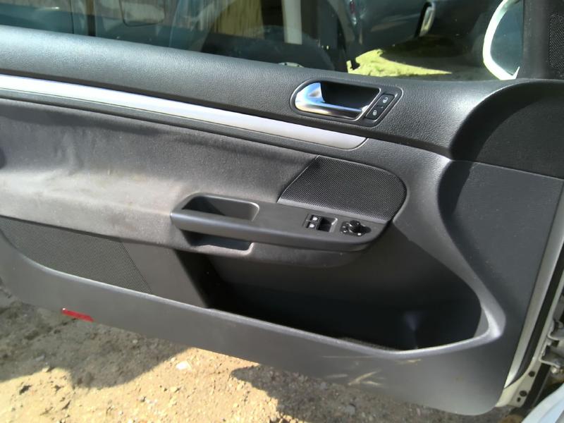 2009 Volkswagen Rabbit Photo 5