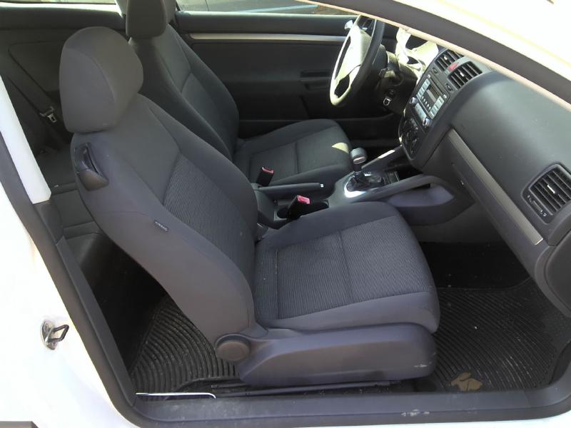 2009 Volkswagen Rabbit Photo 7