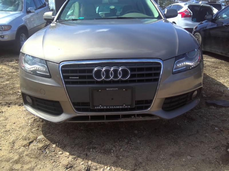 2010 Audi A4 GOLD Photo 5