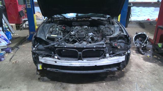 2010 BMW 750i BLACK Photo 6
