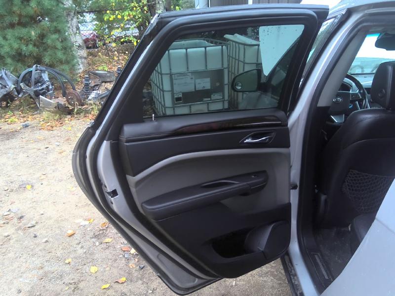 2010 Cadillac SRX GRAY Photo 11