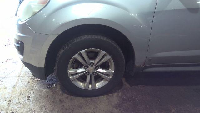 2010 Chevrolet Equinox SILVER Photo 11