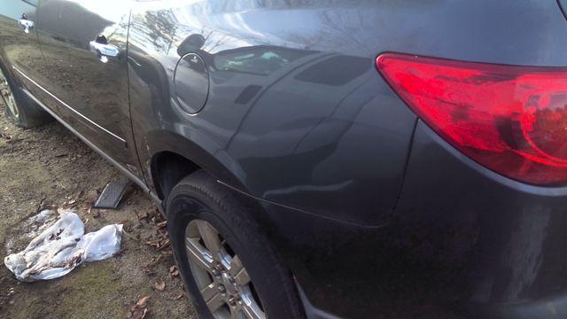 2010 Chevrolet Traverse BLUE Photo 4