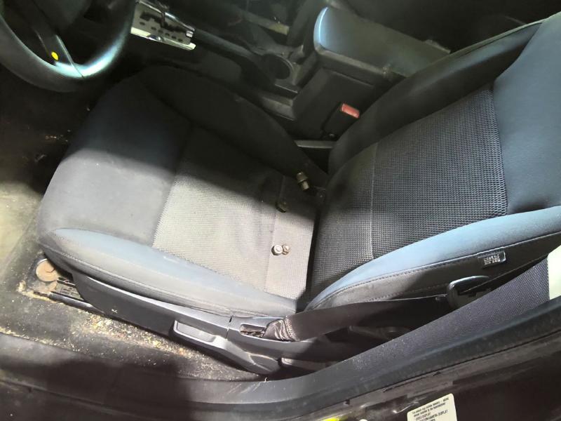 2010 Dodge Dodge Avenger BLACK Photo 5